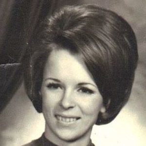 Meet your Posher, Virginia